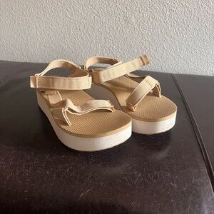 Women’s Teva Platform Strap Sandals in Beige